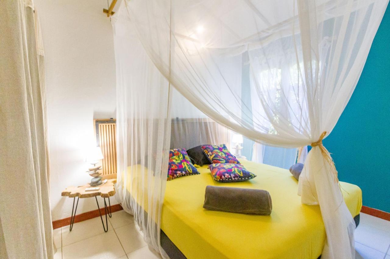 Gites Atemoya. Petit Bas Vent Fort Royal. Deshaies Ngoại thất bức ảnh